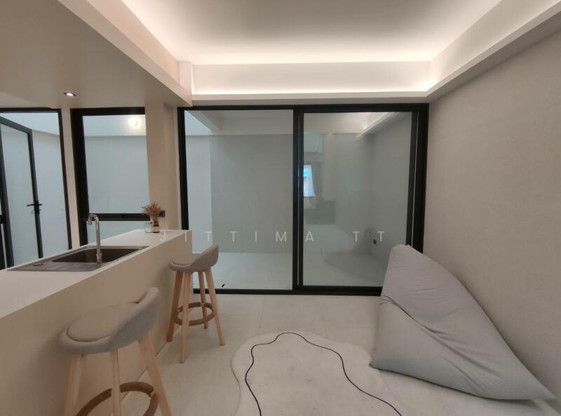 House for sale, sukhumvit 71 , predi pranomyong 14, near international school, ready to move in, Bangkok