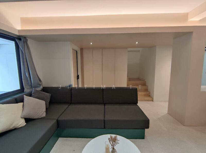 House for sale, sukhumvit 71 , predi pranomyong 14, near international school, ready to move in, Bangkok