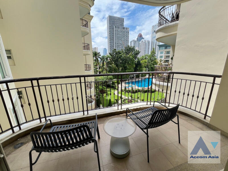 Baan Nunthasiri, Bangkok