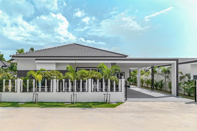 Modern House Pong, Chon Buri (Pattaya)