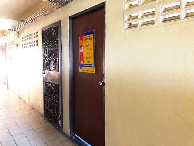 Sermsiri Condominium