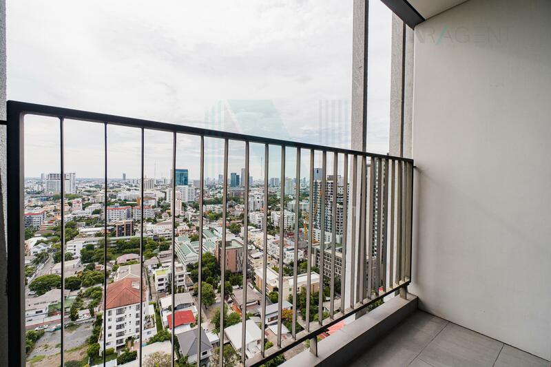 Siamese Ratchakru, Bangkok