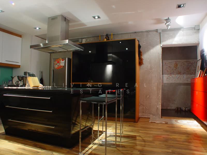Superior Condominium, Nonthaburi