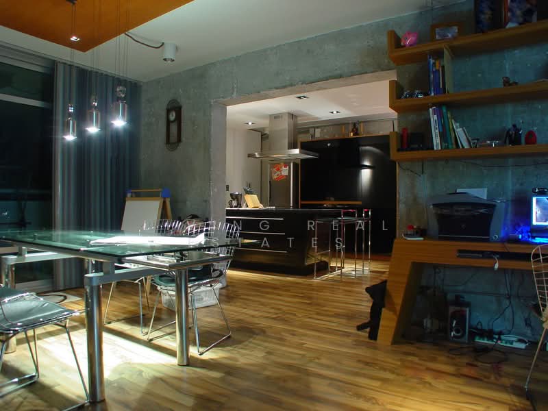 Superior Condominium, Nonthaburi