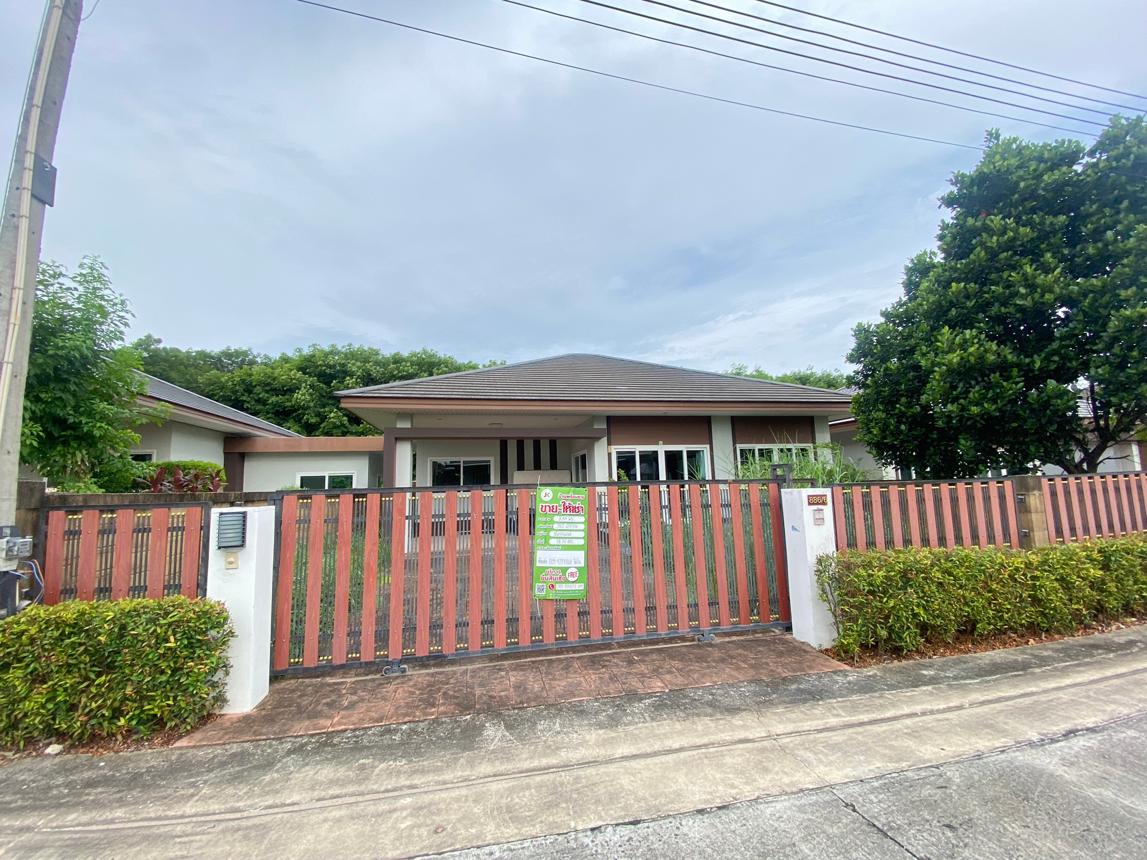 Townhouse at Abhilaph Land Nikhom Phatthana Rayong