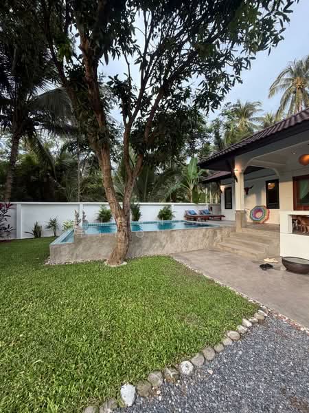 Heartfelt Authentic and charming thai villa in Mae Nam, Surat Thani