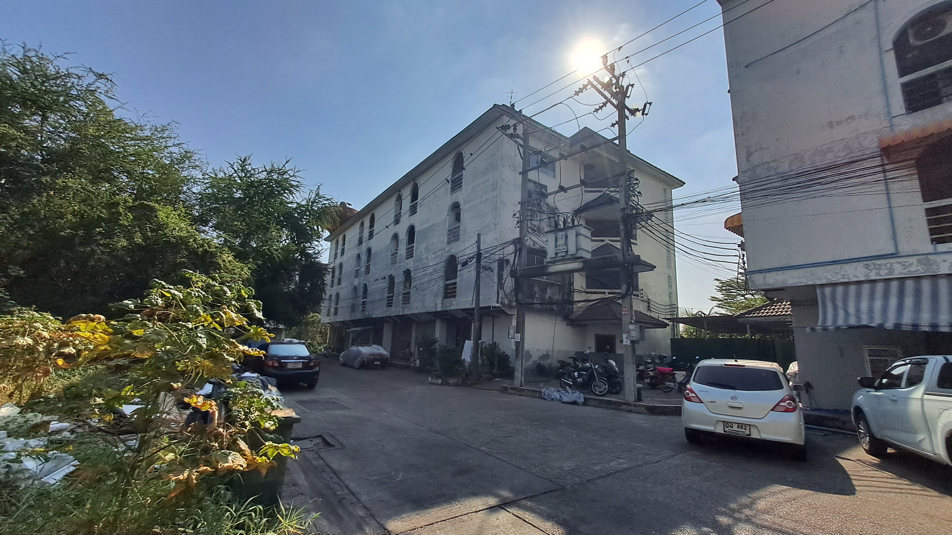 คอนโดมิเนียม โครงการบ้านพหล 52 บางเขน