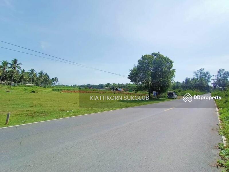 ที่ดินใกล้ทะเล, Nakhon Si Thammarat