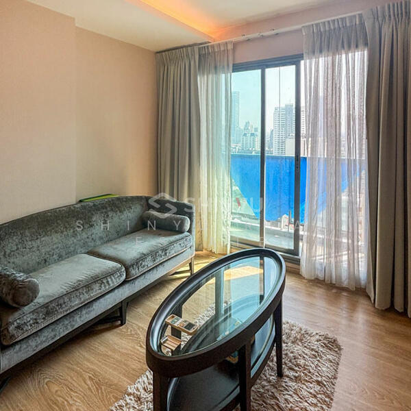 H Sukhumvit 43, Bangkok