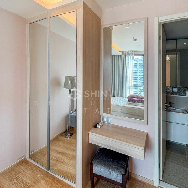 H Sukhumvit 43, Bangkok