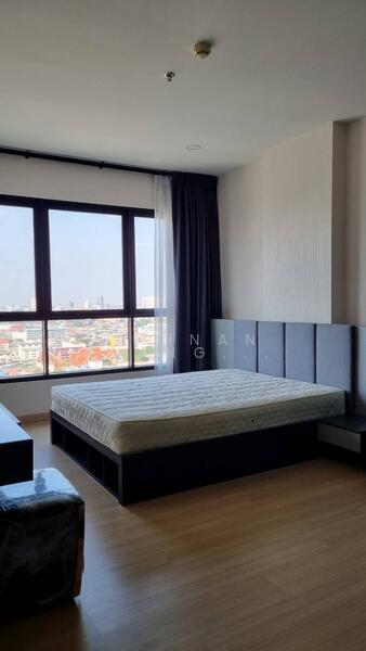 Supalai Loft Yaek Fai Chai Station, Bangkok