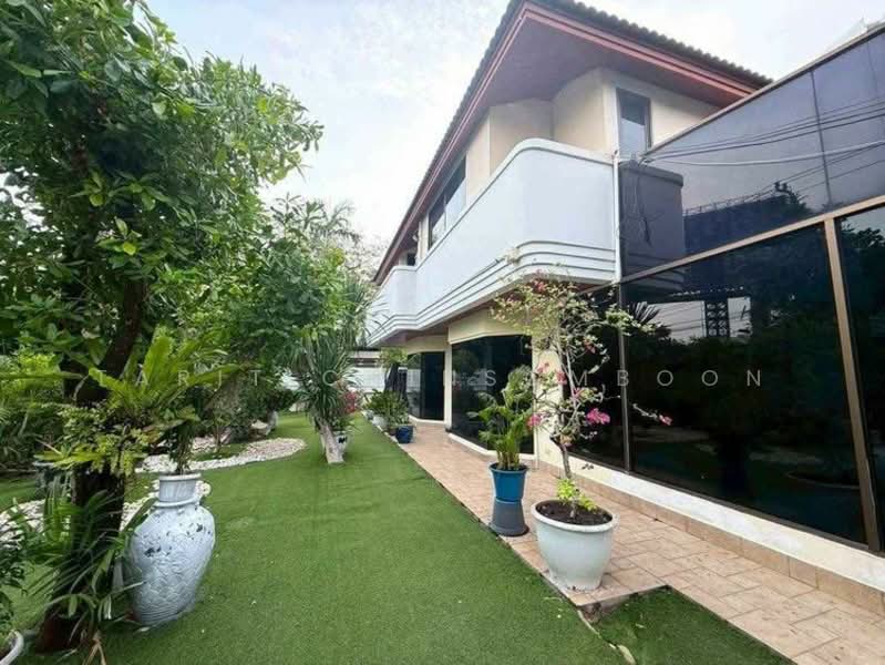 The Park Avenue Private, Bangkok