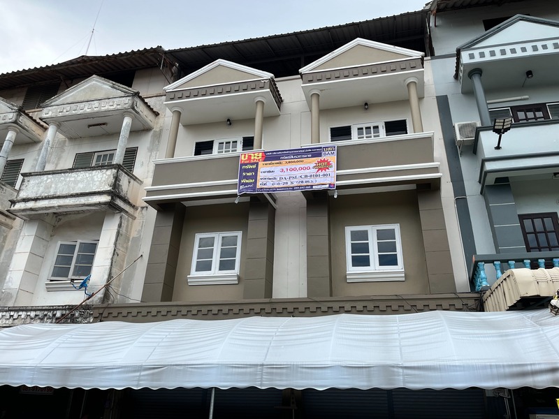 บ้านพักอาศัย 2 ชั้น พิษณุโลก : ปรับปรุงใหม่