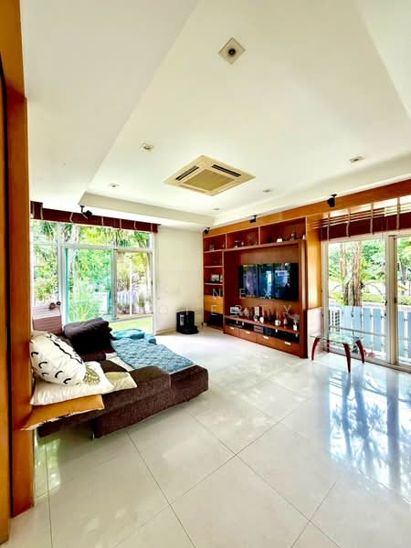 Baan Punya Ramintra, Bangkok
