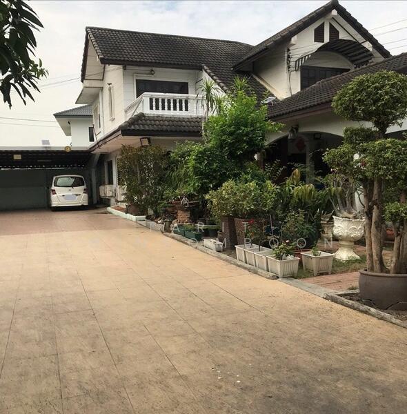 4-BR House, Bangkok