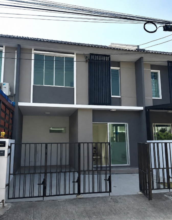 ทาวน์เฮ้าส์ พุทธมณฑล นครปฐม ชั้น 2-3 มี 2 ห้องนอน 2 ห้องน้ำ