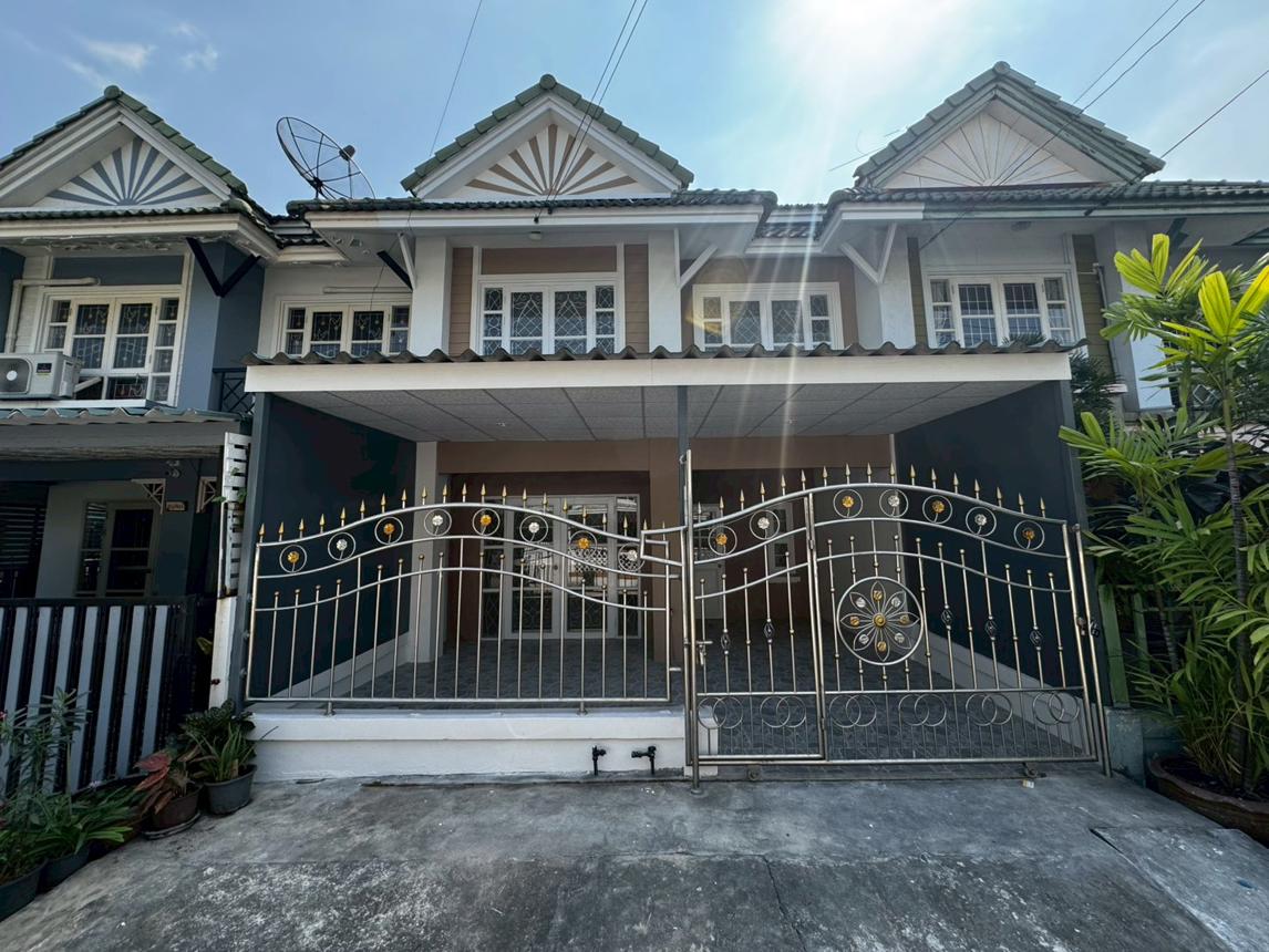 Townhouse at Baan Phruksa 12, Thanyaburi, Pathum Thani