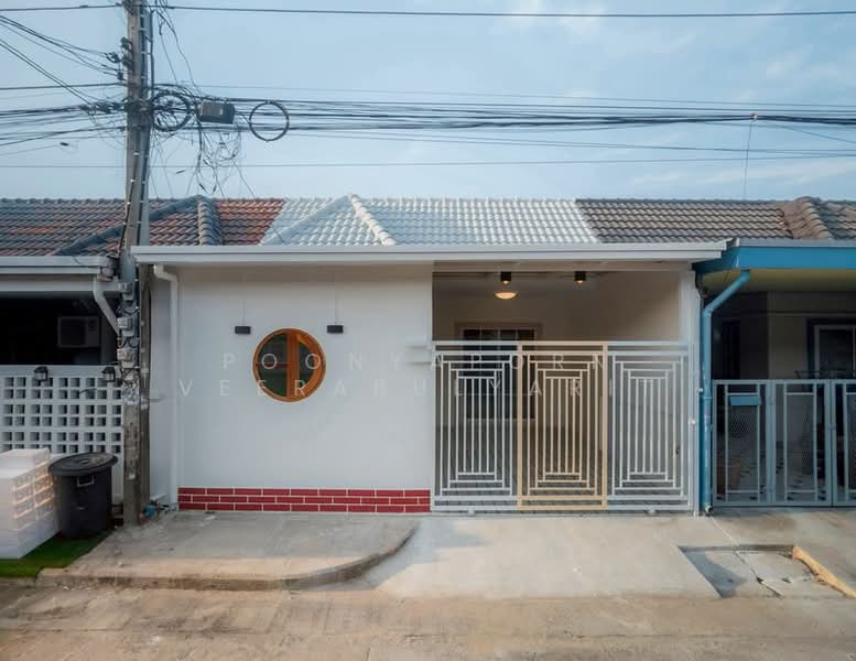 Baan Buathong 4, Nonthaburi