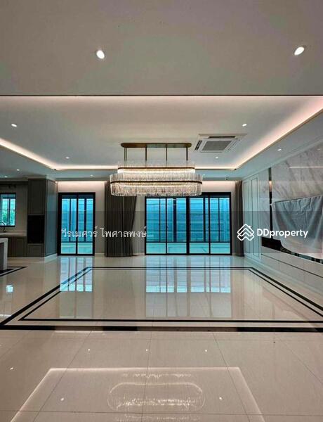 The Palazzo Pinklao, Bangkok