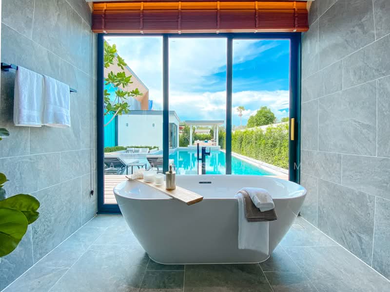 3-Bed Luxury Villa in Phuket, Poetry Villas: Private Pool & Garden, Phuket