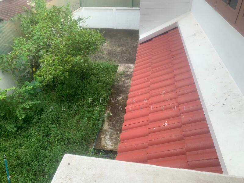 Seri Villa, Bangkok