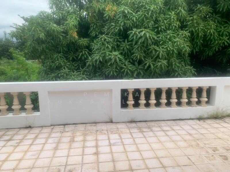 Seri Villa, Bangkok