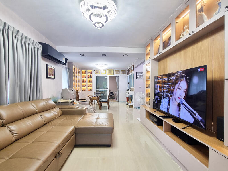 Home Place The Park Wongwan – Rama 9, Bangkok