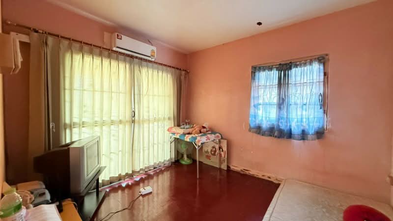 Baan Pruksa 12, Pathum Thani