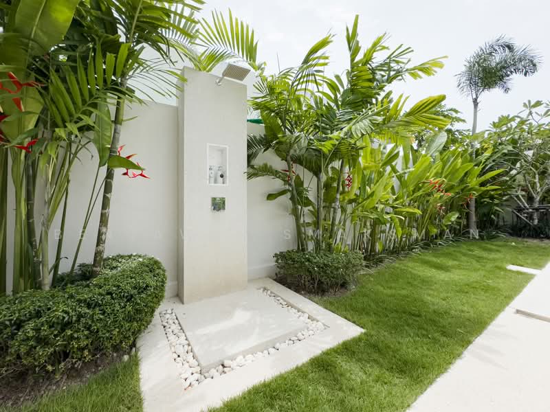 Trichada Essence, Phuket