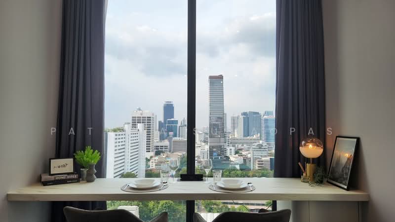 Tait Sathorn 12, Bangkok