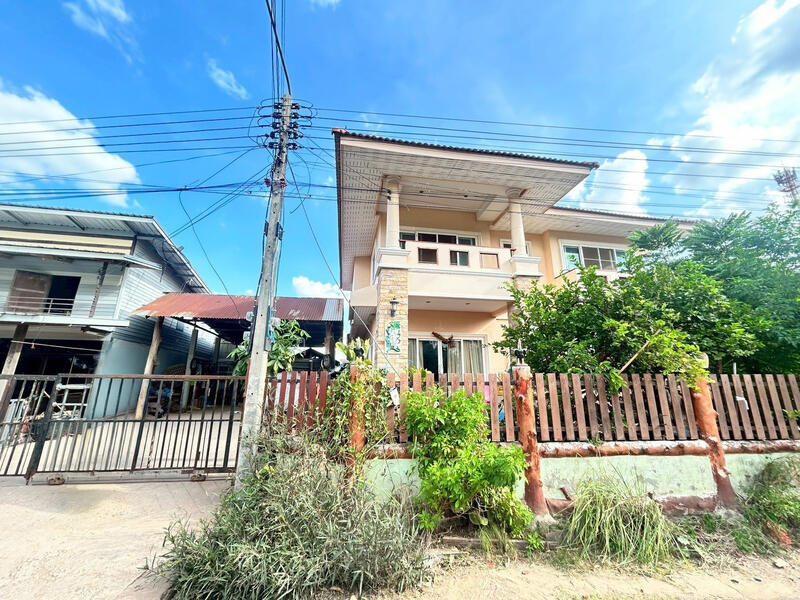 นอกโครงการนครราชสีมา, Nakhon Ratchasima