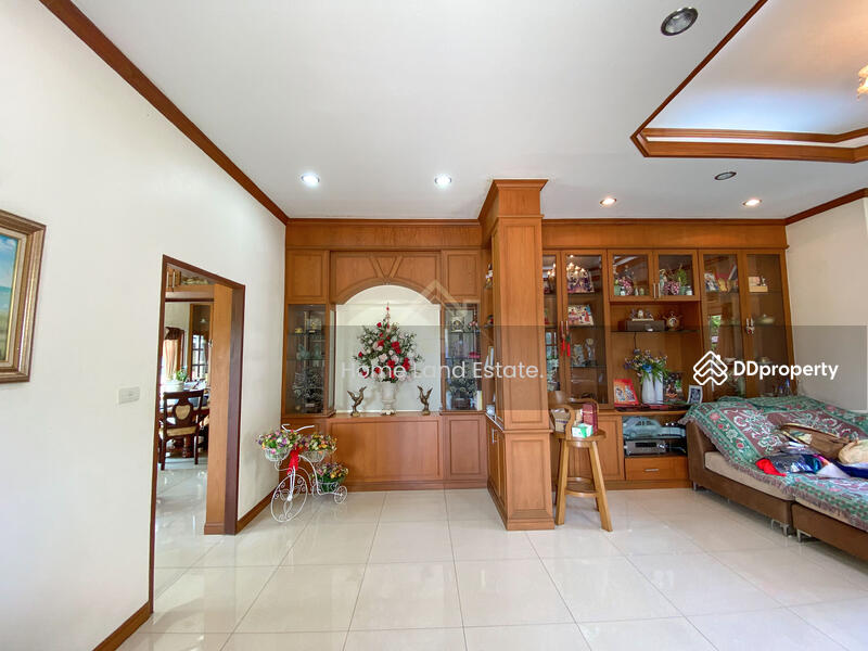 Vio Khaerai, Nonthaburi
