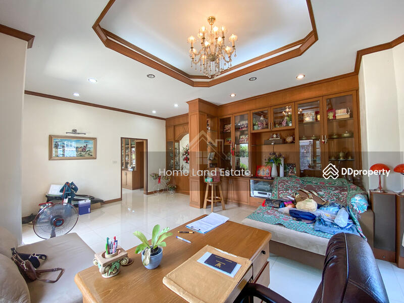 Vio Khaerai, Nonthaburi