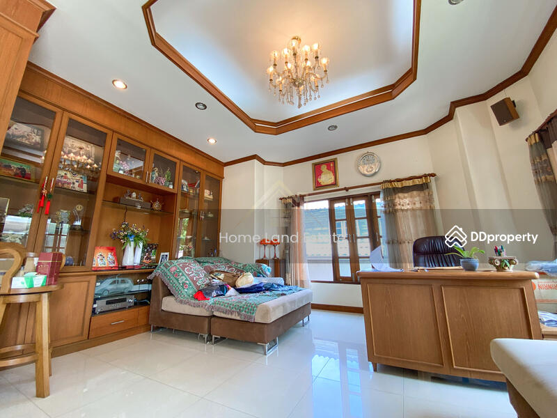 Vio Khaerai, Nonthaburi