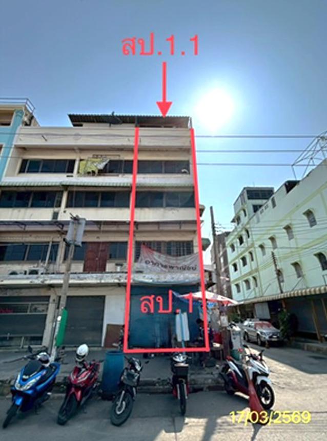 บ้านพักอาศัยประเภท 3 ชั้น ชั้น 1-3 ห้อง 3 ห้อง 2 ห้องนอน 2 ห้องน้ำ 1 ห้องครัว 1 ห้องรับแขก 1 ห้องทำงาน 1 พื้นที่ใช้สอย 120 ตารางเมตร