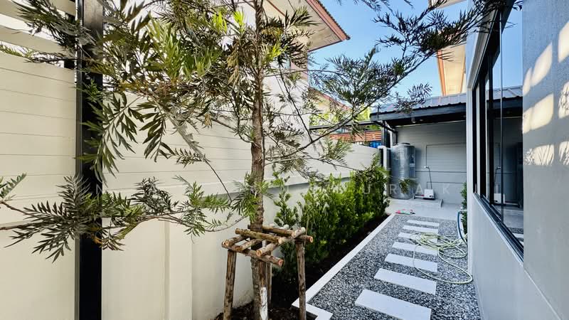 Baan Fah Piyarom Premier Park Phase 10, Pathum Thani