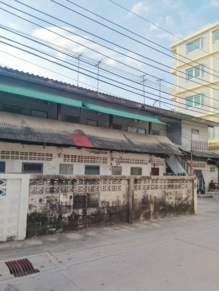 Land for Sale – Soi Bangkhae 14 (with Existing Structure), Bangkok