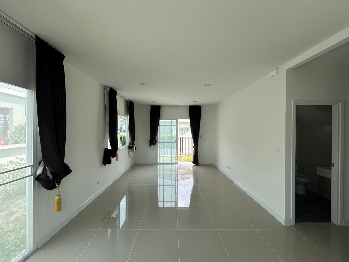 บ้านเดี่ยว หมู่บ้านเพอร์เฟค พาร์ค สุวรรณภูมิ เฟส 4 มีนบุรี กรุงเทพมหานคร
