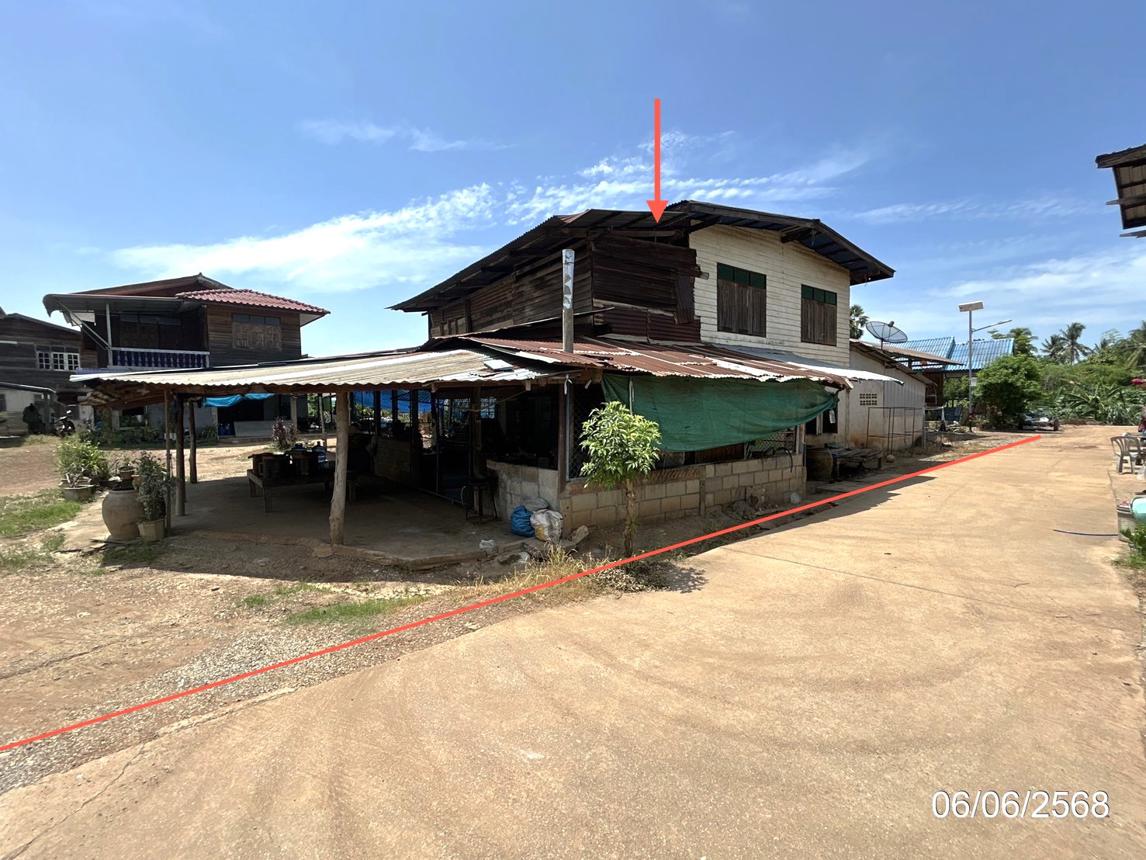 Single House in Si Nakharin, Sukhothai Province