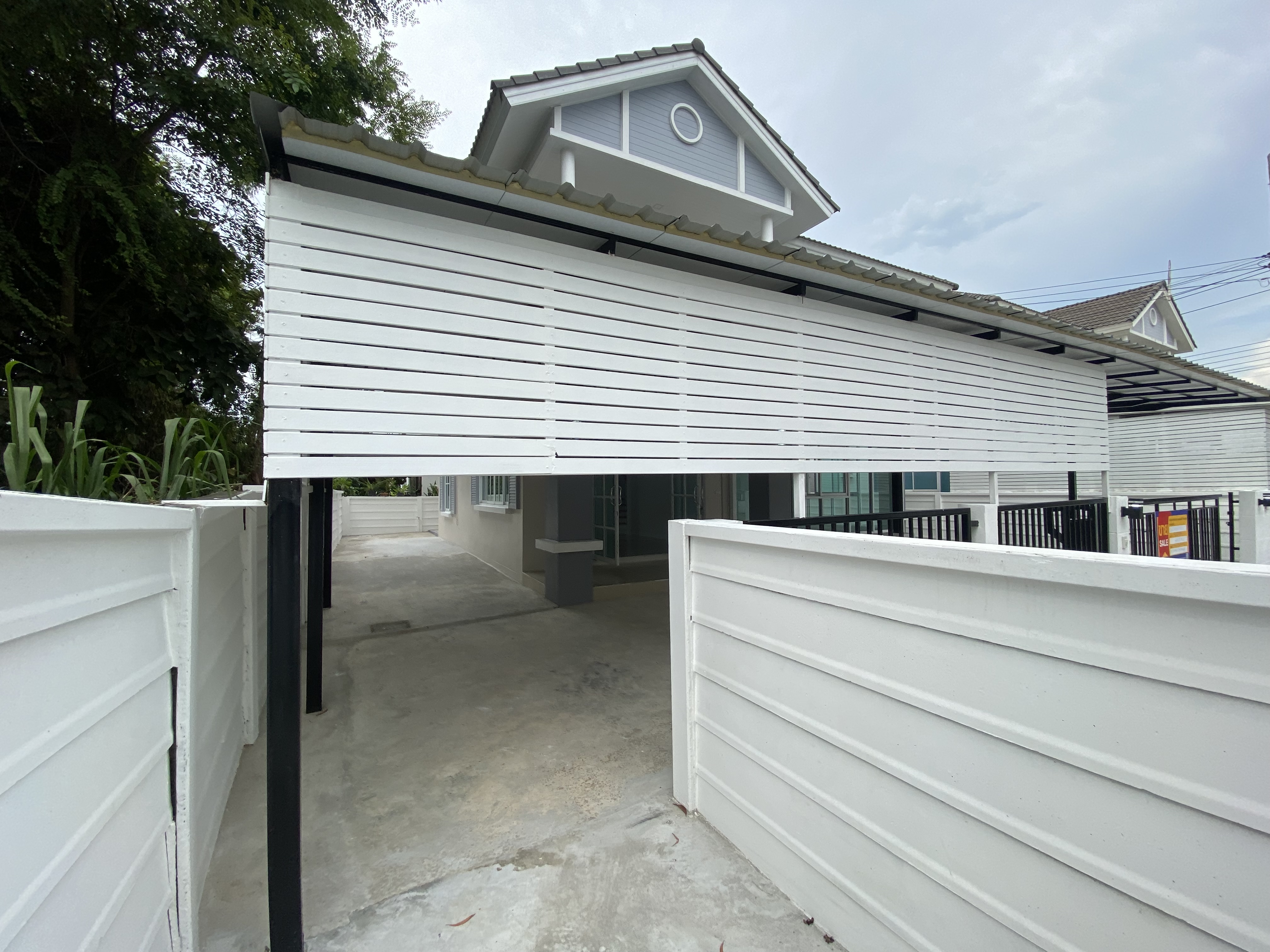 บ้านเดี่ยว โครงการเมโทรทาวน์ 2 อุบลราชธานี : ปรับปรุงใหม่