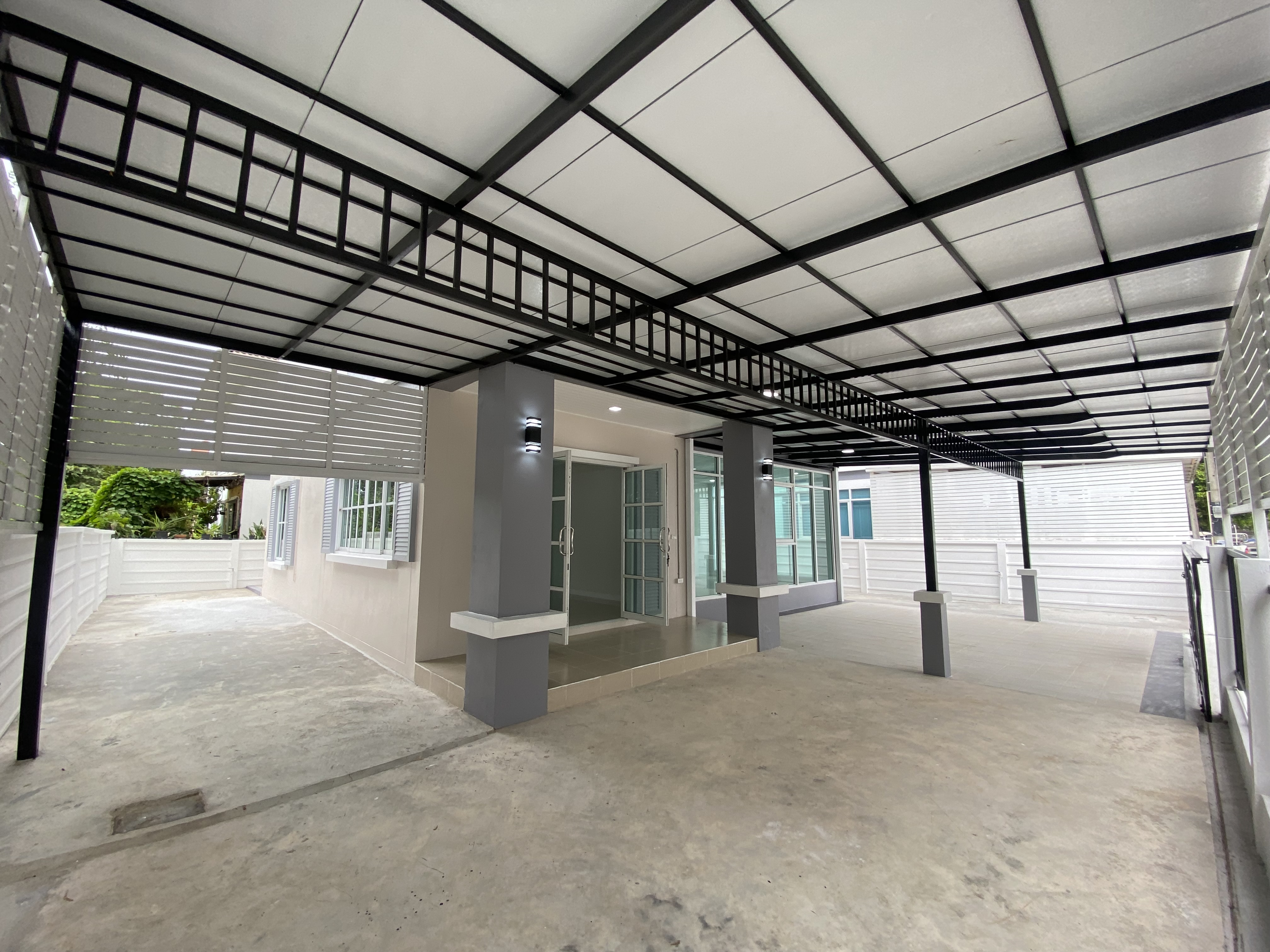 บ้านเดี่ยว โครงการเมโทรทาวน์ 2 อุบลราชธานี : ปรับปรุงใหม่