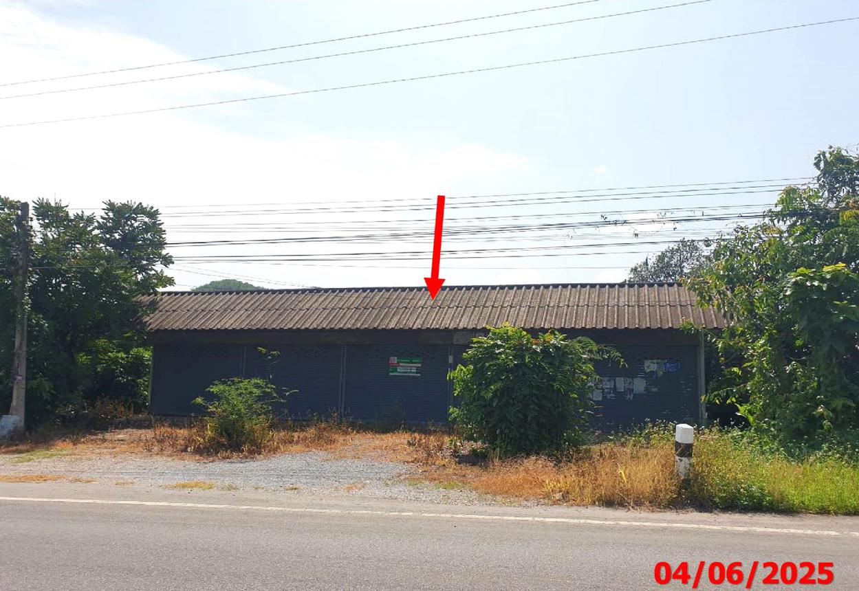 Single-Story House in Pa Sang, Lamphun