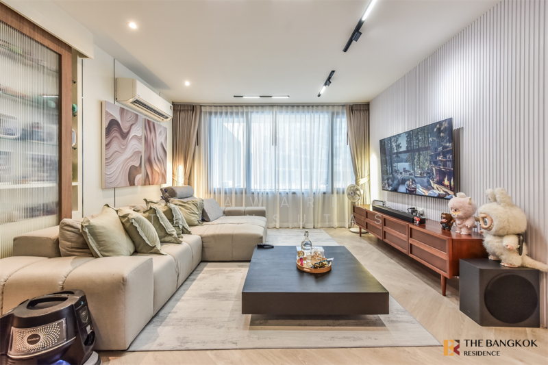 Baan Piya Sathorn, bangkok