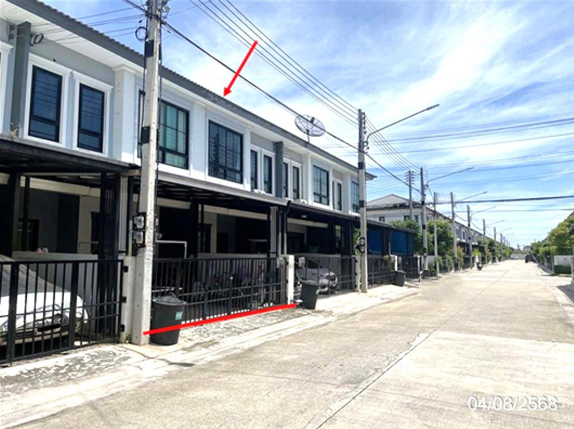ทาวน์เฮ้าส์ บริทาเนีย บางนา กม.42 บางปะกง ฉะเชิงเทรา