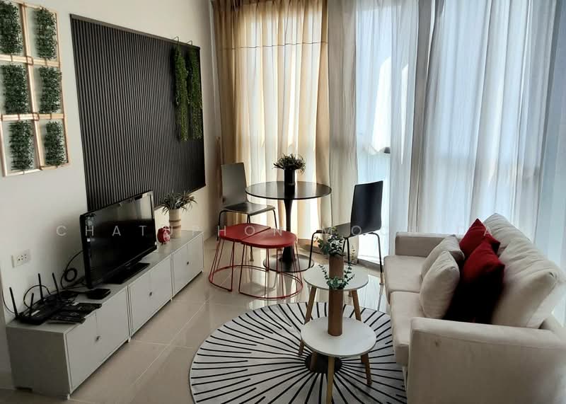 Le Luk Condominium, Bangkok
