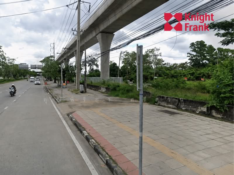 ติดถนนรามคำแหง และอยู่ติด MRT สถานีร่มเกล้า แขวงแสนแสบ เขตมีนบุรี กรุงเทพมหานคร 10510, Bangkok