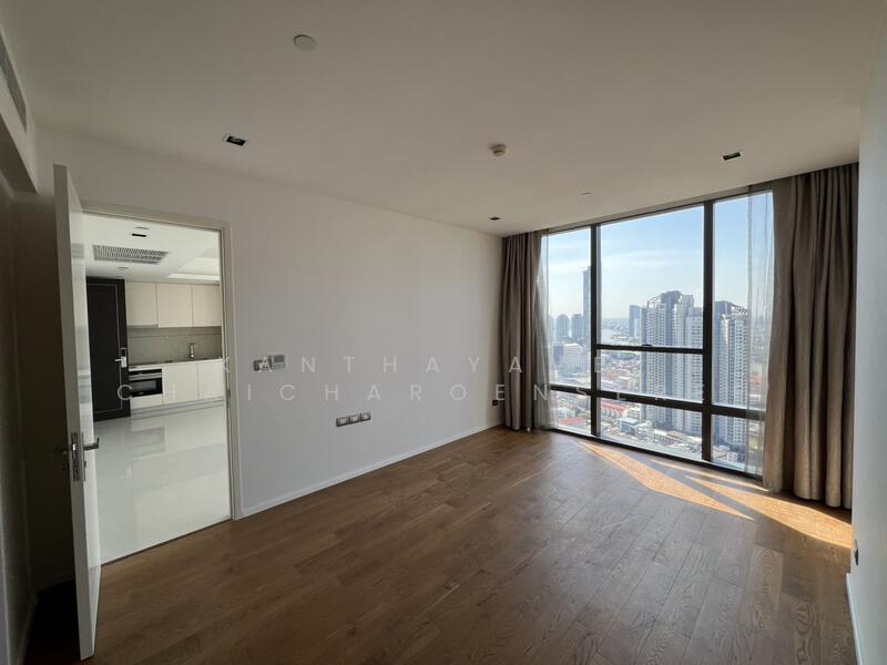 The Bangkok Sathorn, Bangkok