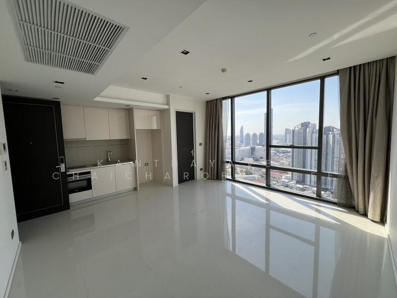 The Bangkok Sathorn, Bangkok