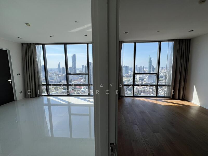 The Bangkok Sathorn, Bangkok