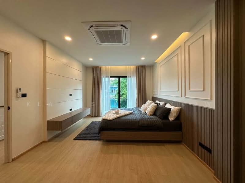 undefined, Phuket